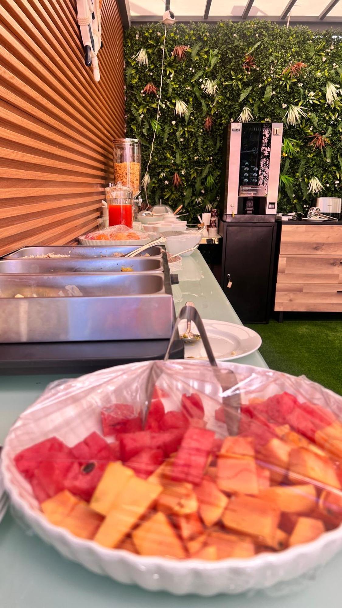 Boutique-Trade Center Bed & Breakfast Dubai Luaran gambar