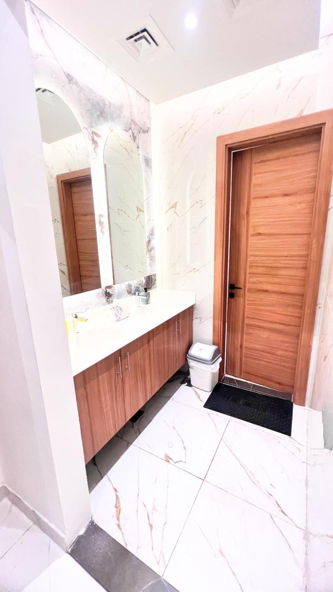 Boutique-Trade Center Bed & Breakfast Dubai Luaran gambar